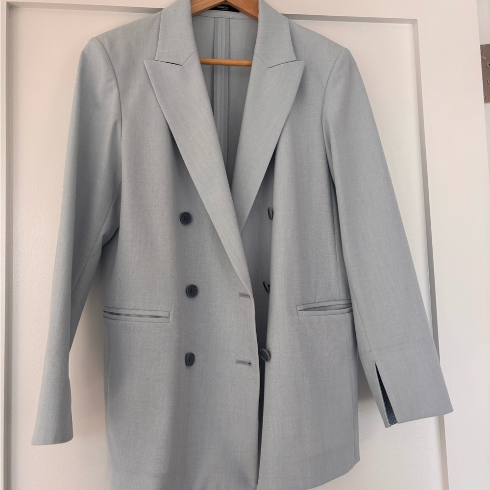 Pale Blue Double-Breasted Blazer – Size 9 (JP) / US 2
